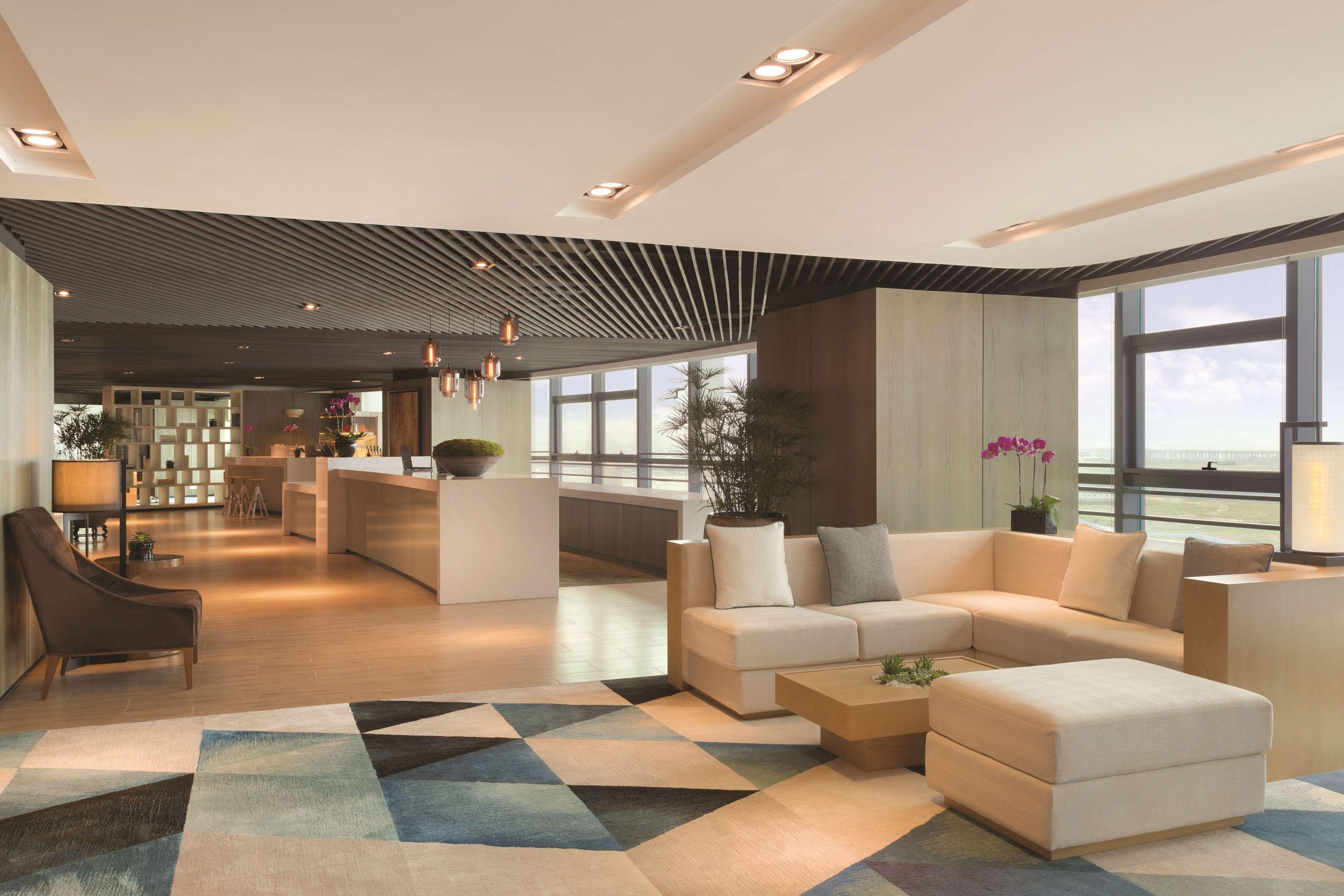 Hyatt Place Shenzhen Airport Экстерьер фото